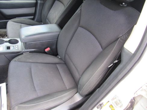 Used 2015 Subaru Outback 2.5i Premium AWD/4WD image 16
