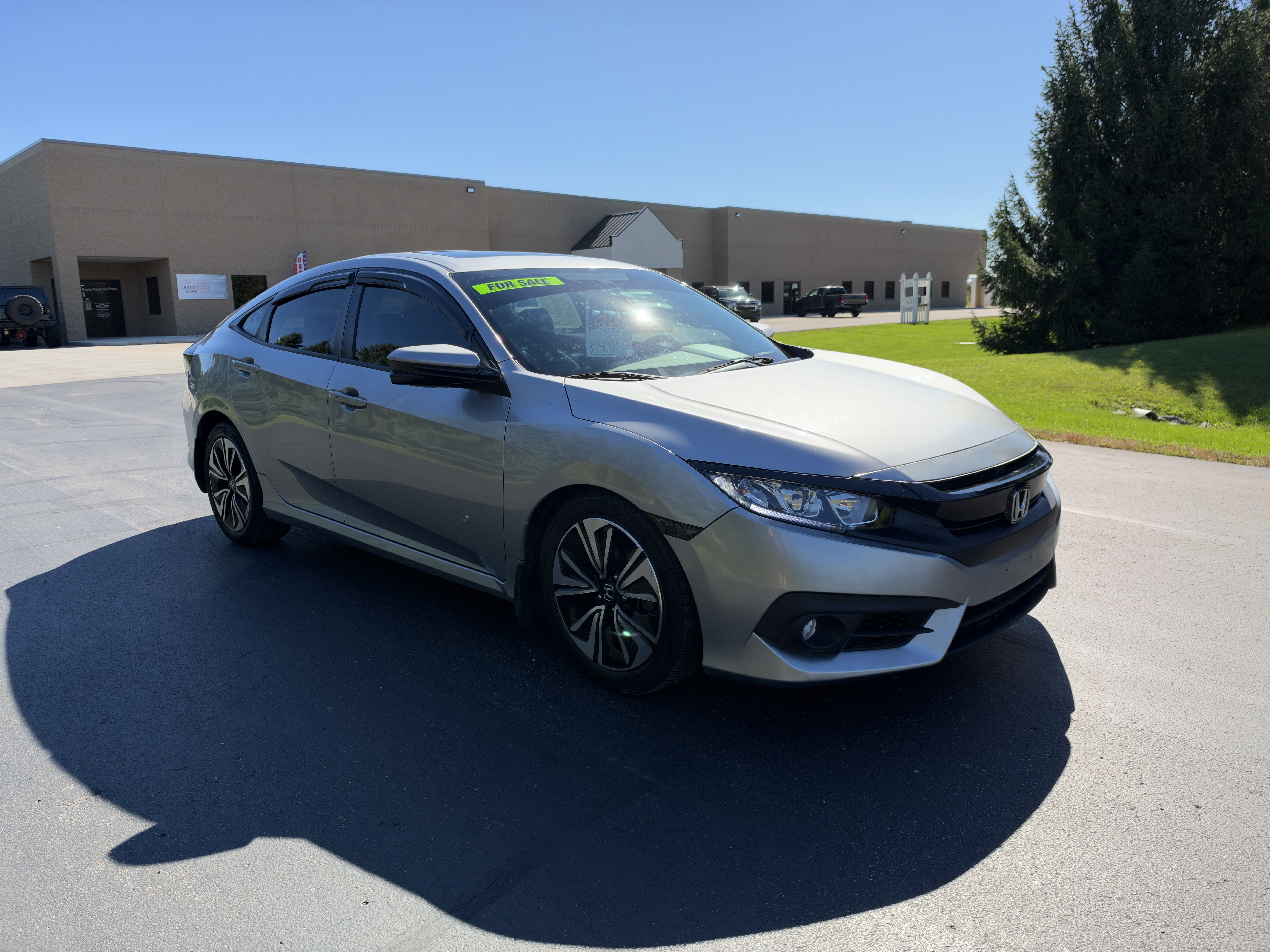 Used 2016 Honda Civic EX-T Sedan image 3