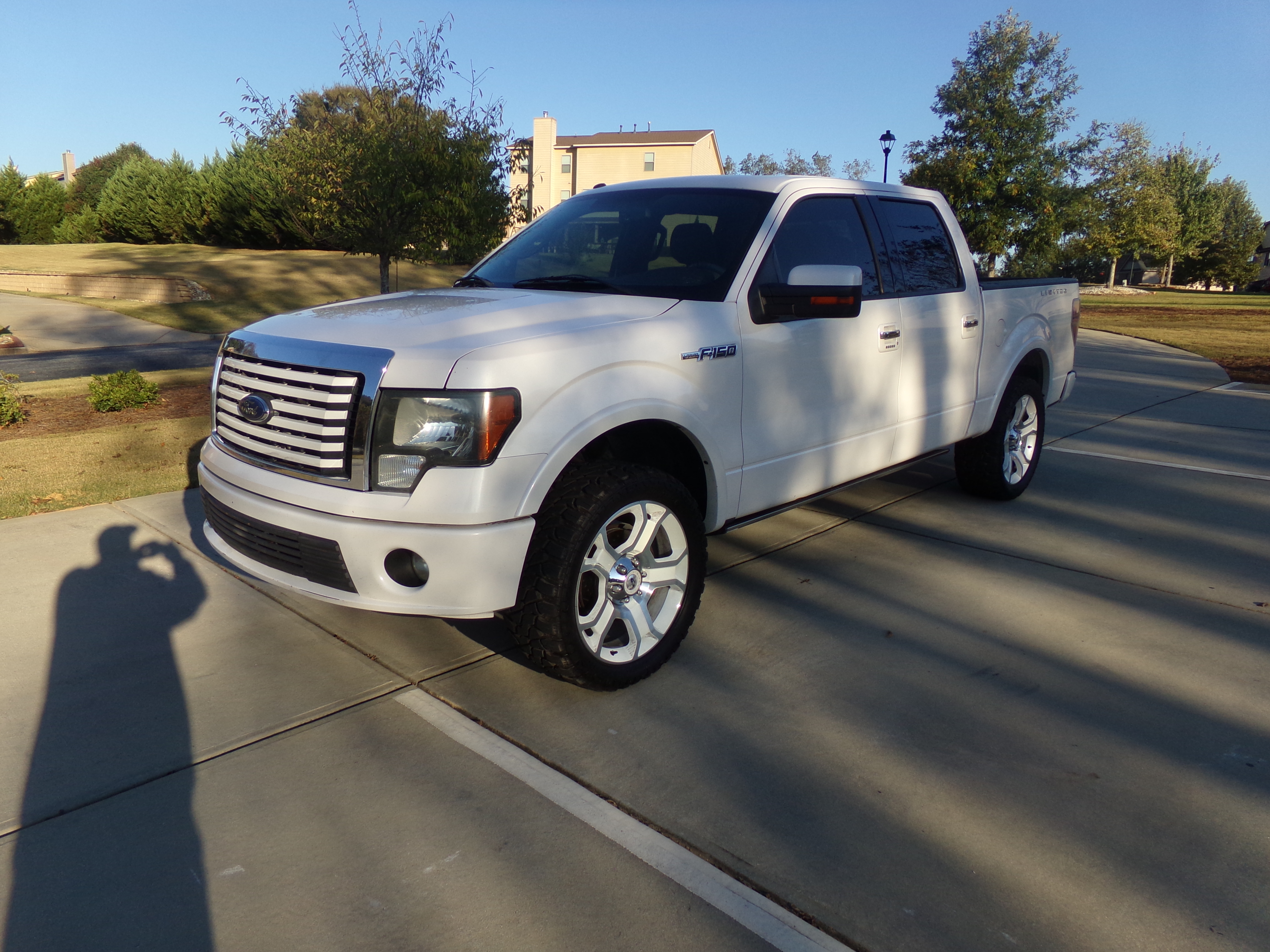 Used 2011 Ford F150 Lariat Limited AWD/4WD image 1