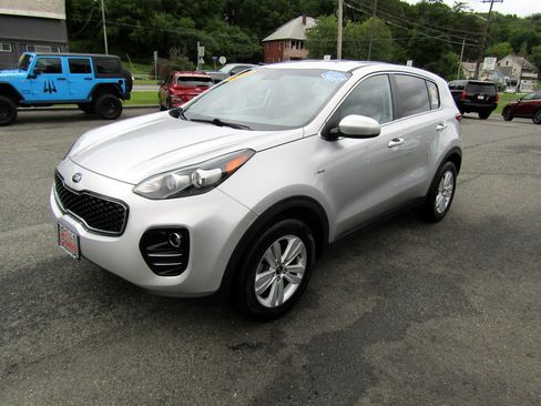Used 2019 Kia Sportage AWD LX image 5
