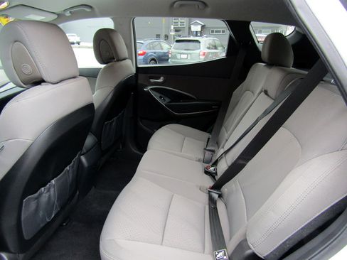 Used 2017 Hyundai Santa Fe Sport image 23