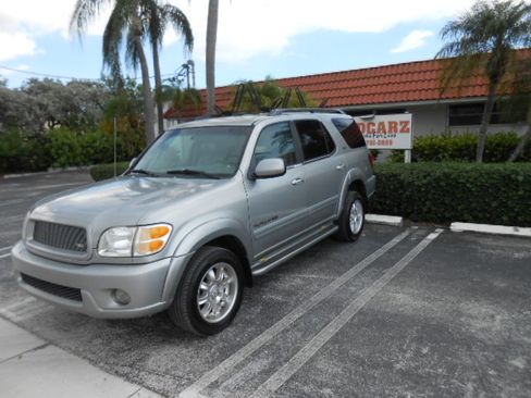 Used 2002 Toyota Sequoia 2WD TRD Sport image 1