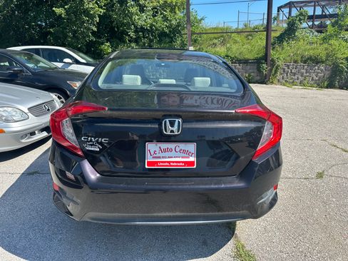 Used 2016 Honda Civic EX image 3