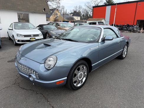 Used 2005 Ford Thunderbird 50th Anniversary image 23