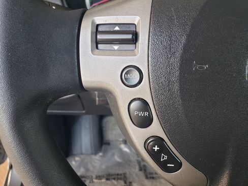 Used 2012 Nissan Sentra S image 16