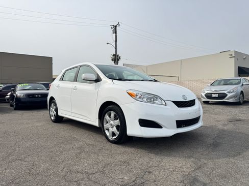 Used 2009 Toyota Matrix image 10