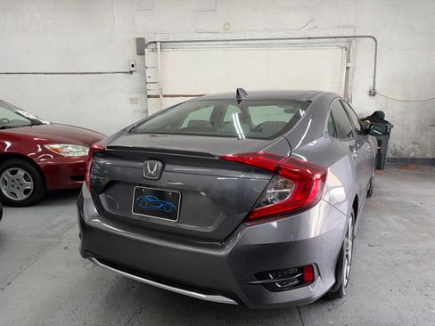 Used 2019 Honda Civic EX Sedan image 6