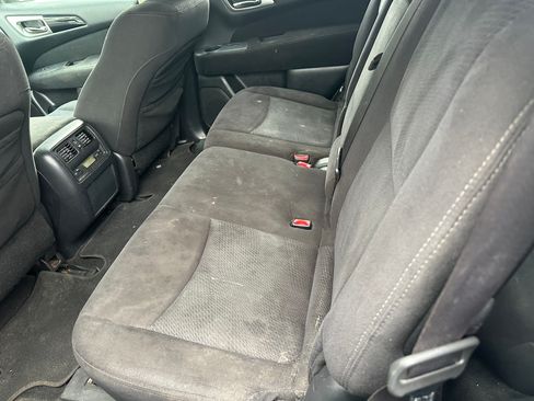 Used 2013 Nissan Pathfinder SV image 5