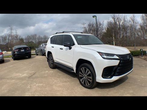Certified 2025 Lexus LX 700h Luxury AWD/4WD image 2