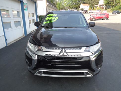 Used 2020 Mitsubishi Outlander AWD image 7