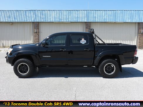 Used 2013 Toyota Tacoma 4x4 Double Cab TRD Off Road image 16