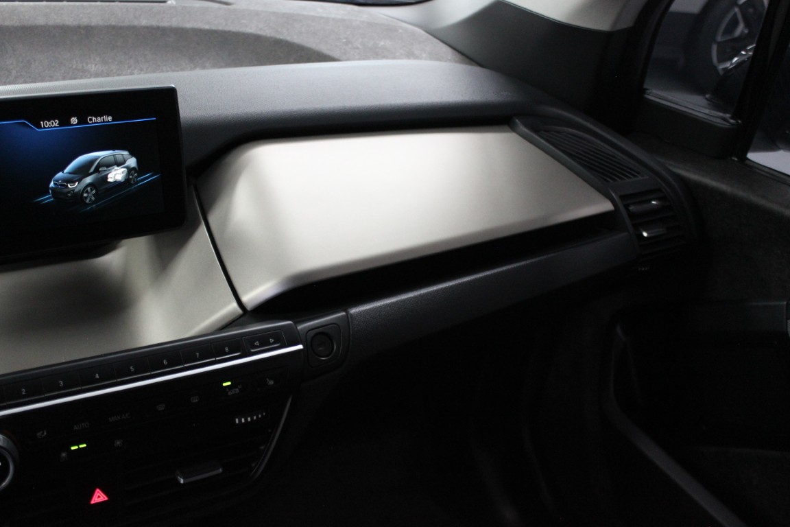 Used 2016 BMW i3 w/ Range Extender RWD image 26