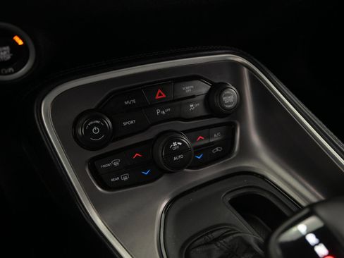 Used 2021 Dodge Challenger R/T image 36