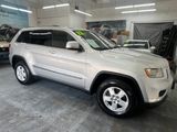 Used 2012 Jeep Grand Cherokee Laredo image 2