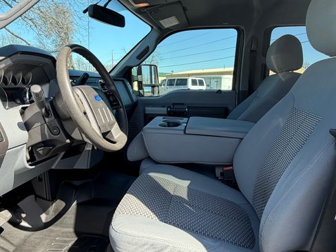 Used 2014 Ford F250 XLT image 13