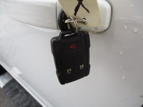 Used 2019 Chevrolet Colorado W/T image 16