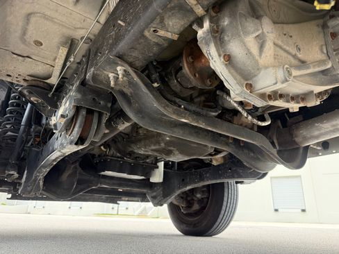 Used 2012 Ford F550 image 86