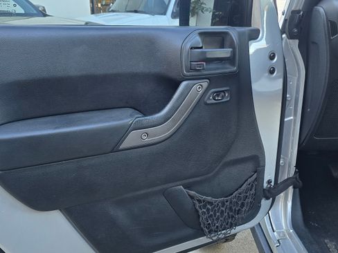 Used 2012 Jeep Wrangler Sport image 21