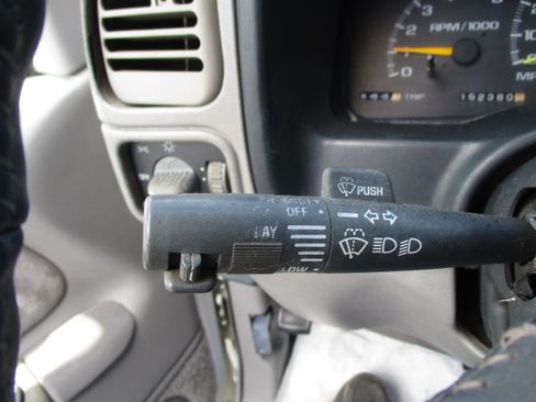 Used 1998 GMC Sierra 2500 Classic SL image 32