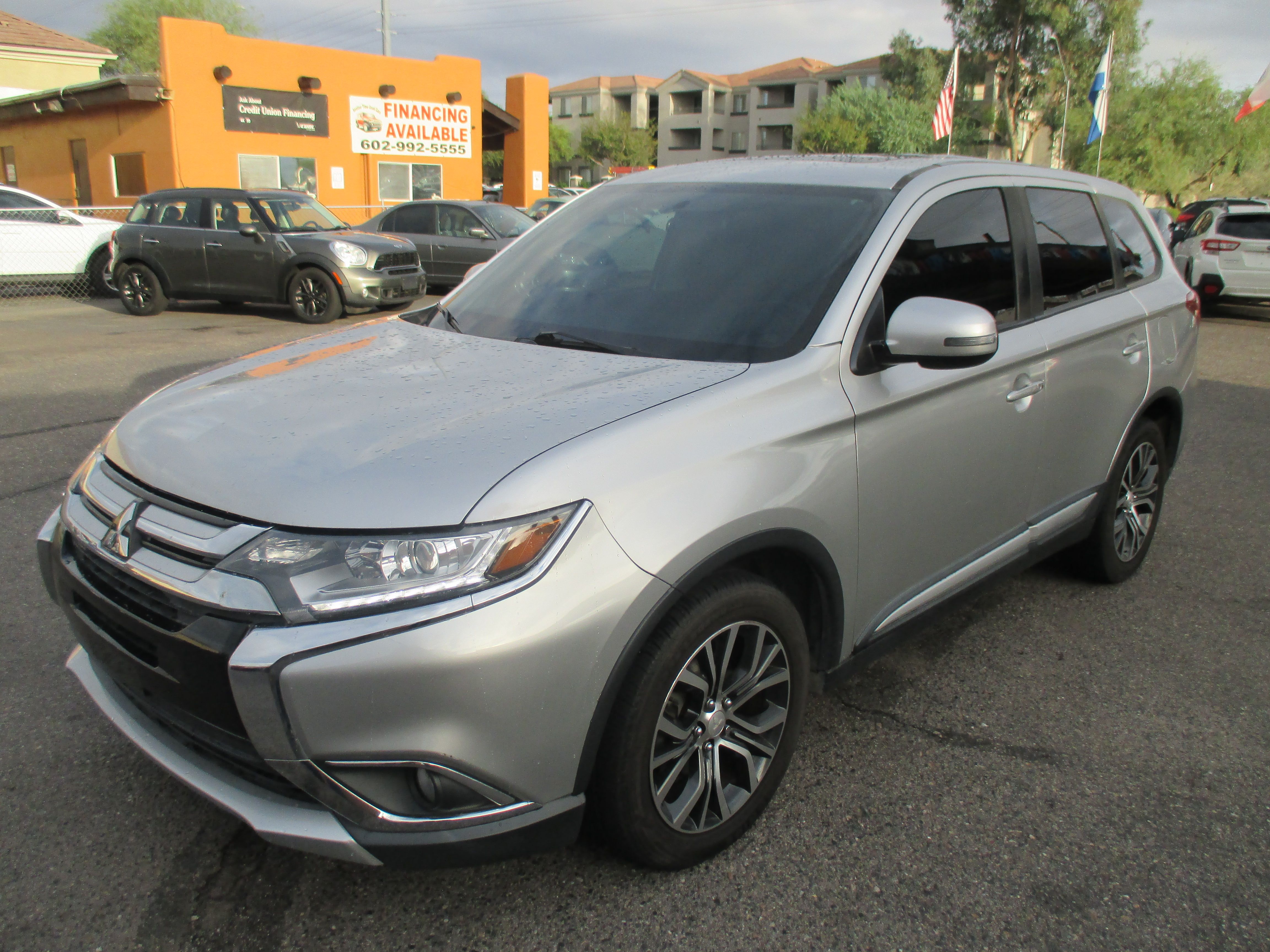 Used 2018 Mitsubishi Outlander SE w/ Tech Package FWD image 20