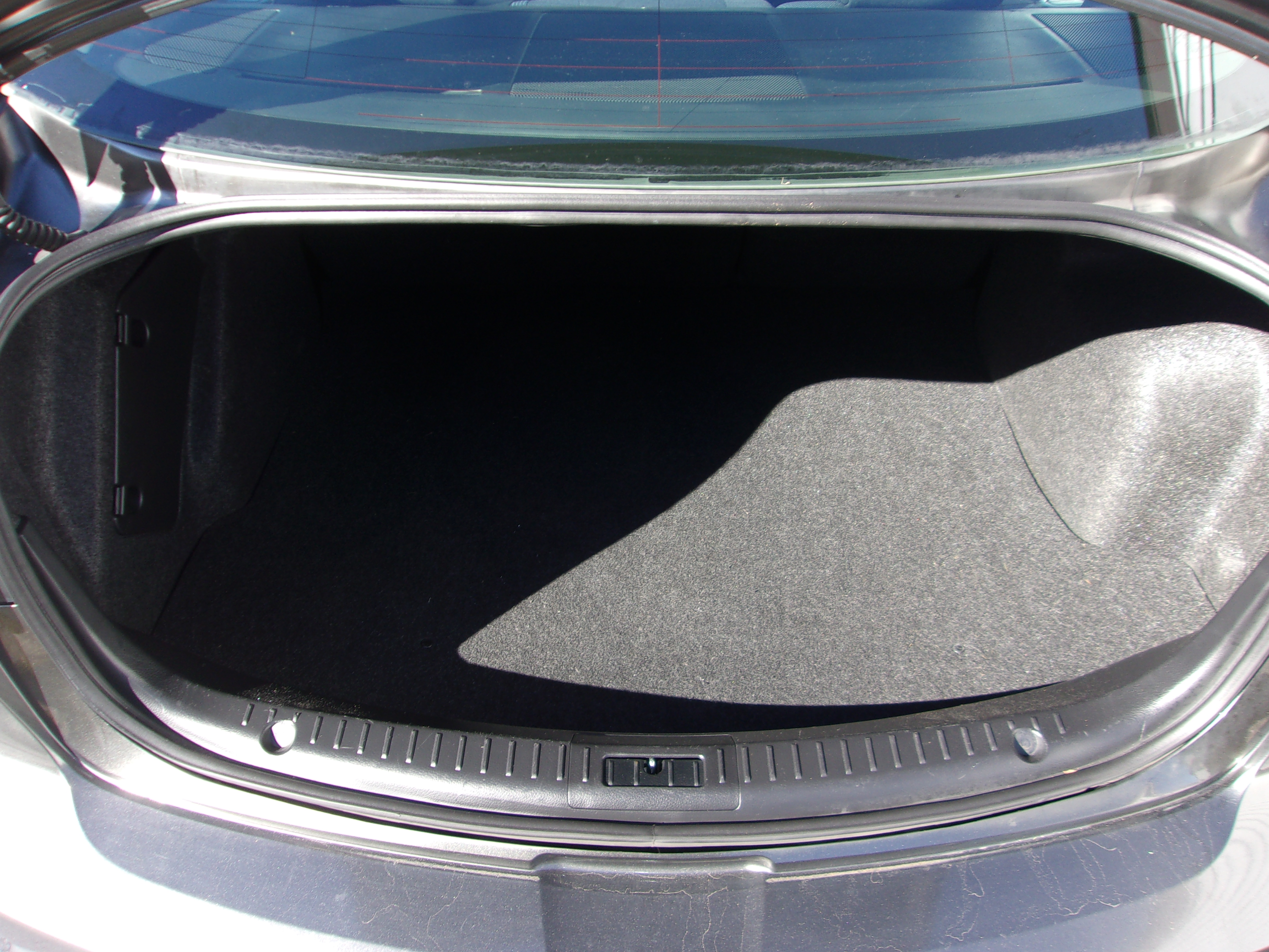 Used 2010 MAZDA MAZDA3 i Sedan FWD image 7