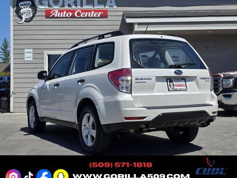 Used 2013 Subaru Forester 2.5X AWD/4WD image 5