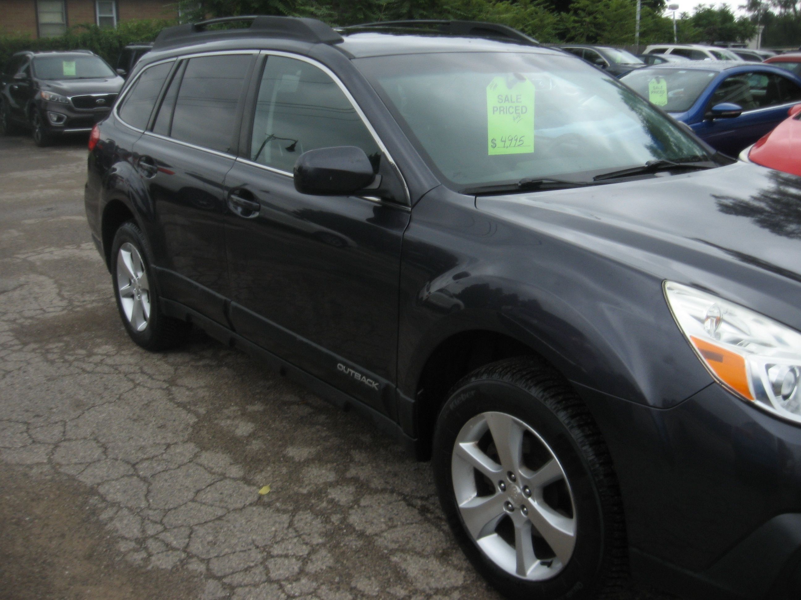 Used 2013 Subaru Outback 2.5i Limited AWD/4WD image 3