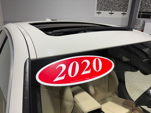 Used 2020 BMW 330i xDrive w/ Driver Assist image 43