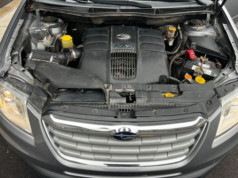 Used 2009 Subaru Tribeca Special Edition image 10