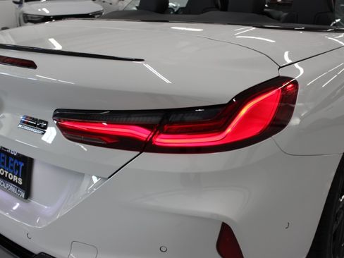 Used 2022 BMW M8 Competition image 9