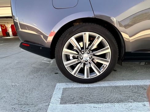 Used 2023 Land Rover Range Rover SE image 20