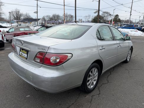 Used 2004 Lexus ES 330 image 28