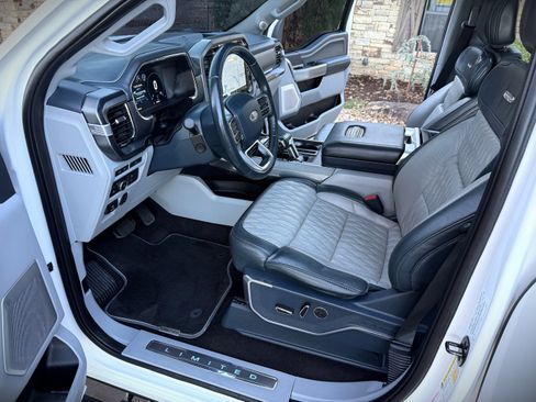 Used 2021 Ford F150 Limited image 23