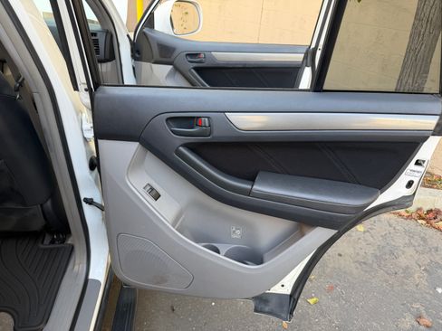 Used 2008 Toyota 4Runner Sport image 25