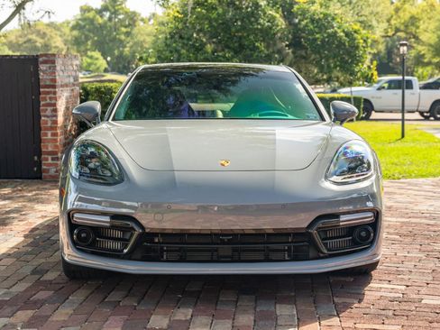 Used 2022 Porsche Panamera GTS AWD/4WD image 4