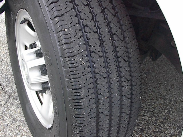 Used 2020 Chevrolet Express 3500 UNAVAIL RWD image 23