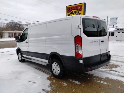 Used 2024 Ford Transit 250 image 2