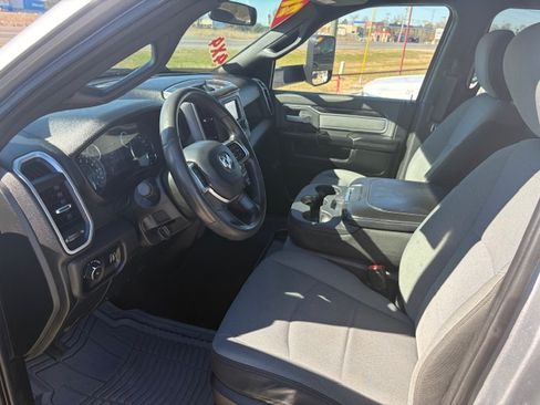 Used 2021 RAM 2500 Big Horn image 8