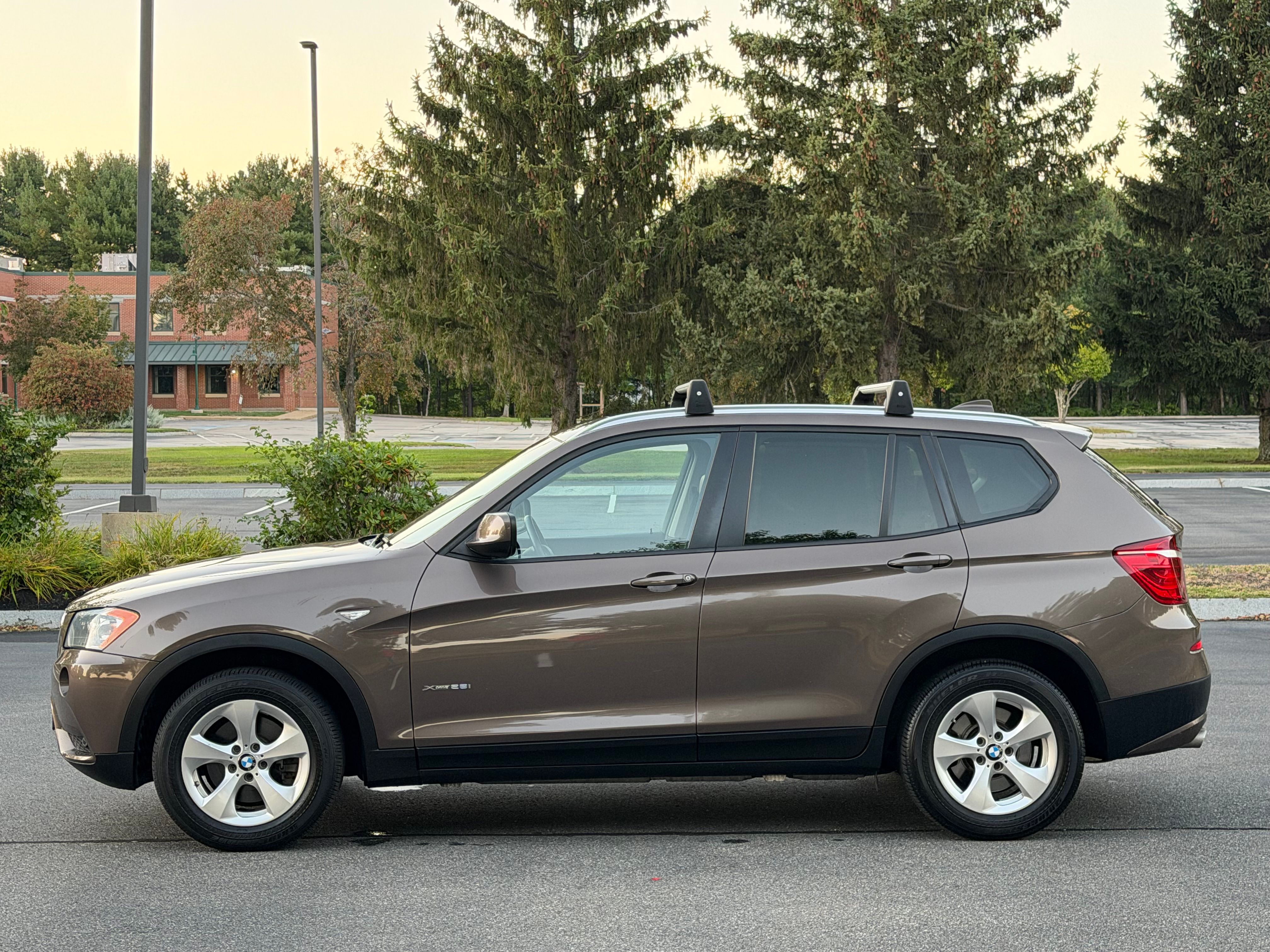 Used 2012 BMW X3 xDrive28i AWD/4WD image 6