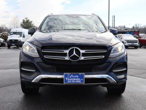 Used 2019 Mercedes-Benz GLE 400 image 3