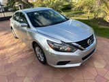 Used 2016 Nissan Altima 2.5 SV image 3