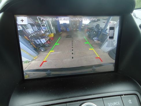 Used 2019 Ford Escape SEL image 15