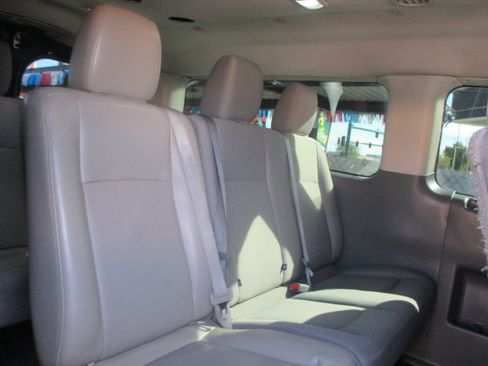 Used 2016 Nissan NV 3500 SV image 12