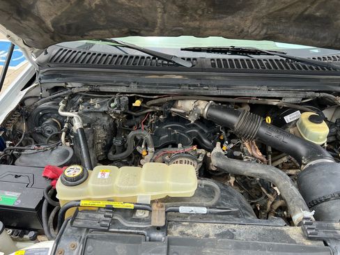 Used 2002 Ford F250 4x4 Regular Cab Super Duty image 15