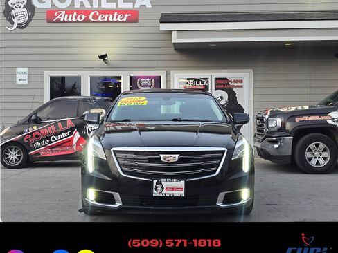 Used 2018 Cadillac XTS Luxury image 2