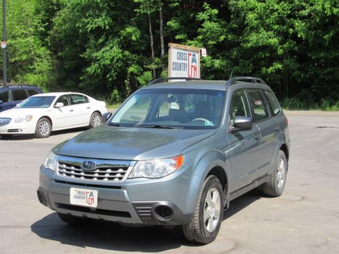 Used 2011 Subaru Forester 2.5X AWD/4WD image 1