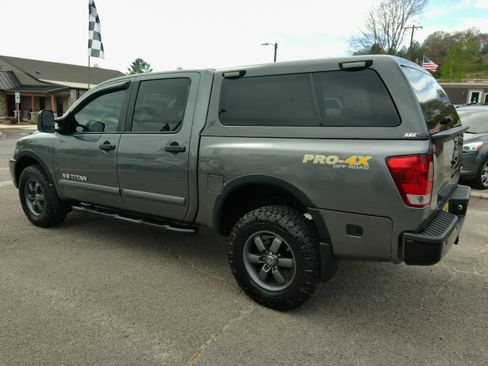 Used 2013 Nissan Titan PRO-4X image 3