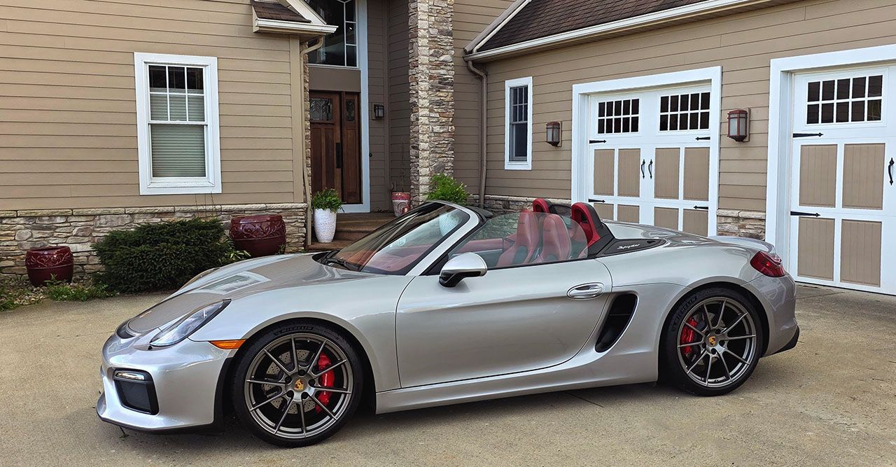 Used 2016 Porsche Boxster Spyder RWD image 17