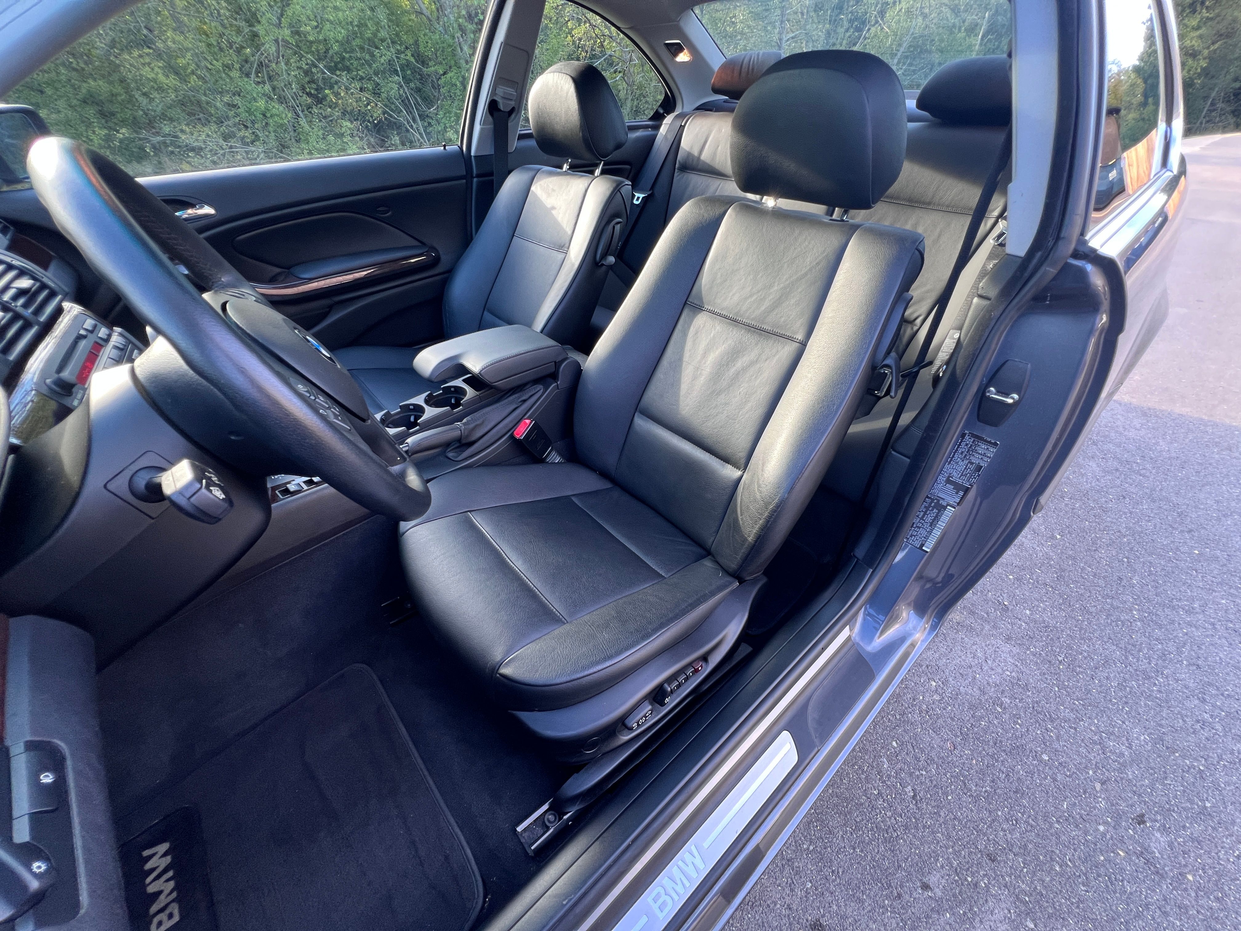 Used 2003 BMW 325Ci Coupe RWD image 13