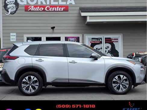 Used 2023 Nissan Rogue SV image 8